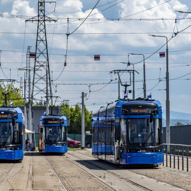 Super jazda - dzieci samodzielnie prowadzą tramwaj